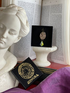 Medalhão romano em bronze feito à mão com cristal iridescente