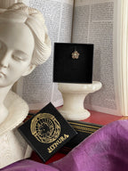 Coleção Flor Eterna – Pendente Flor em Bronze Feito à Mão com Cristal de Opala Amarela