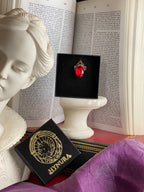 Coleção Ressonância Arcana – Pendente de cobre feito à mão com cristal oval vermelho