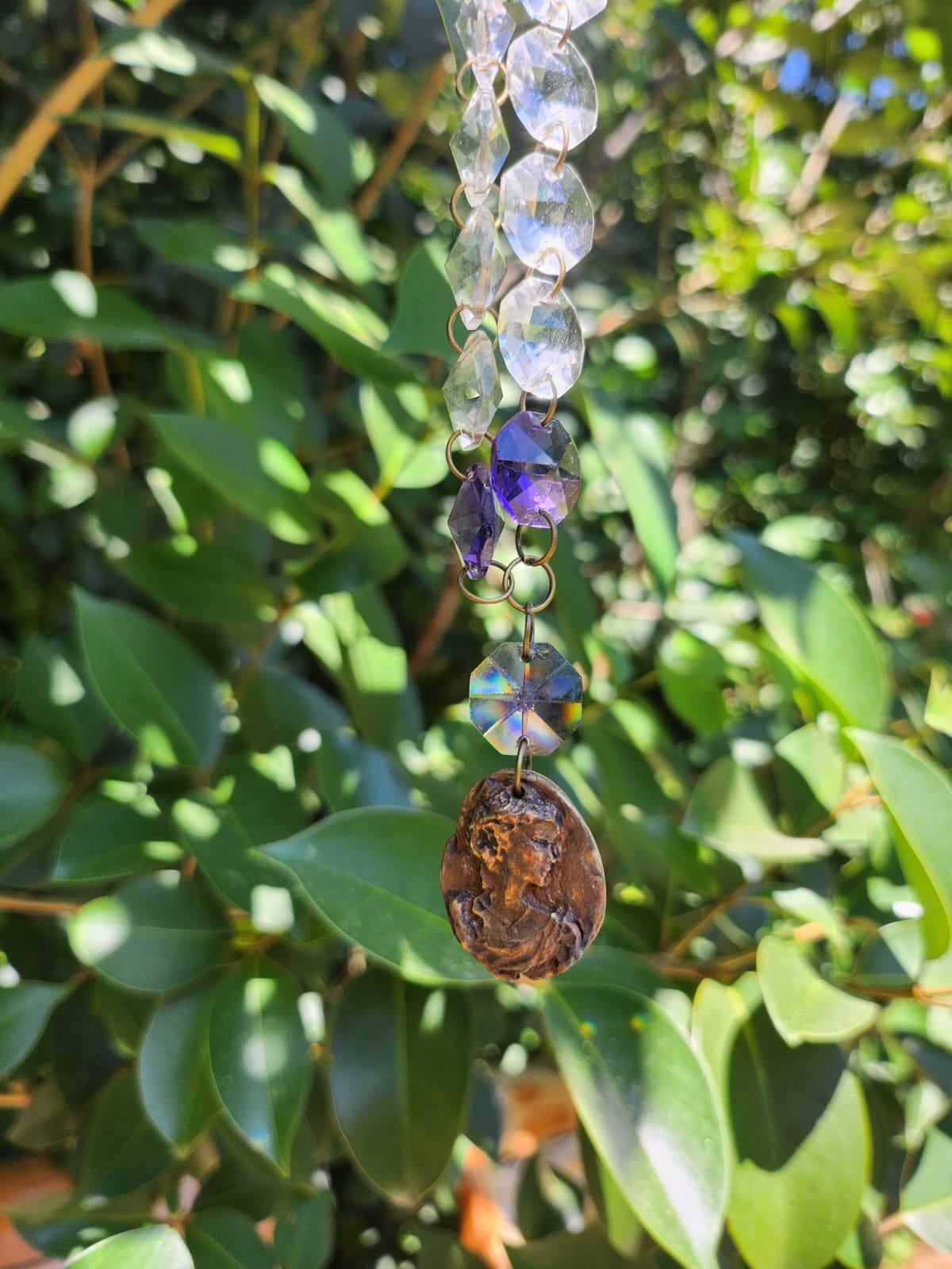 Talismã Celestial – Colar de Bronze Feito à Mão