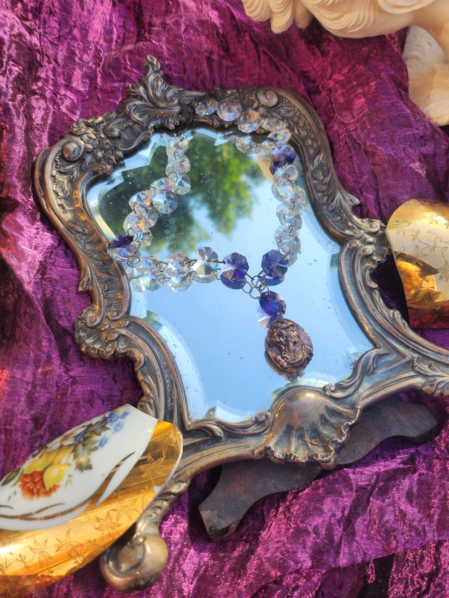 Talismã Celestial – Colar de Bronze Feito à Mão