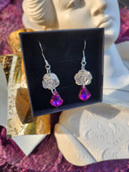 Conjunto de joyería de plata con cristal fucsia: collar y pendientes de rosa de plata fina 999 hechos a mano. Regalo de lujo de Fairycore. Conjunto de fantasía artesanal.