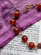 Colección Resonancia Arcana - Pulsera de cornalina y cobre